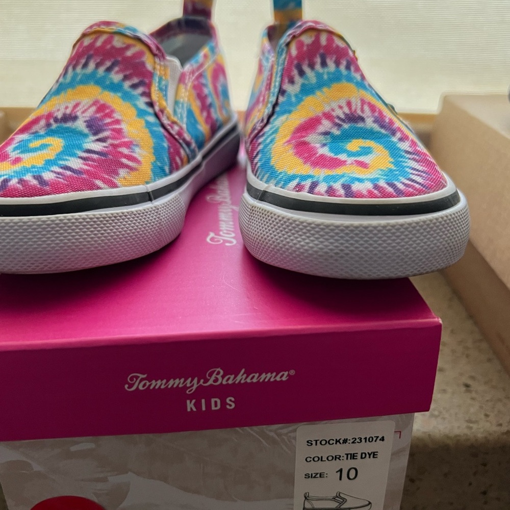 Toddler Girl Tommy Bahama Tie Dye slip on sneakers in good condition.